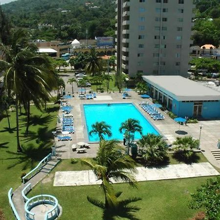 Ambleside & Turtle Beach Towers Ocho Rios Exterior photo