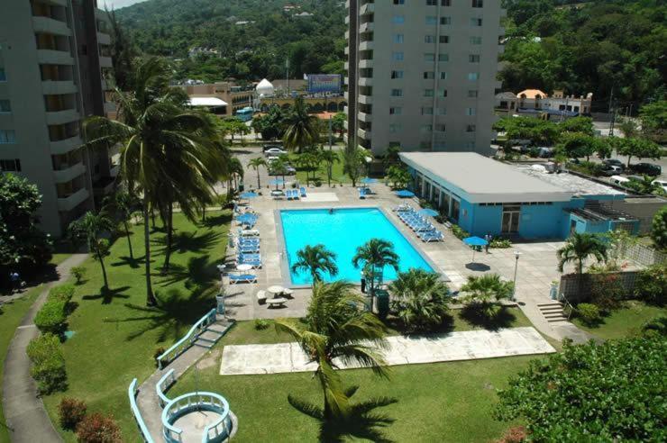 Ambleside & Turtle Beach Towers Ocho Rios Exterior photo