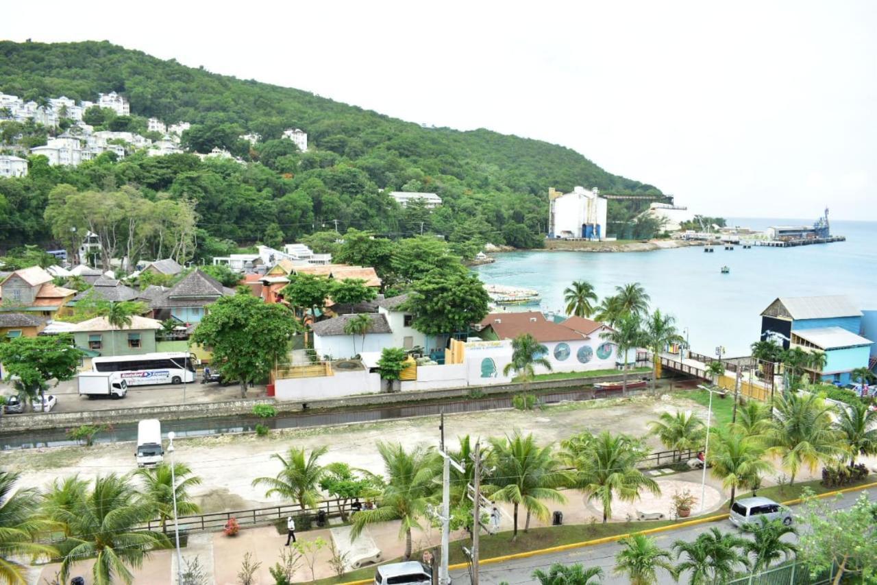 Ambleside & Turtle Beach Towers Ocho Rios Exterior photo